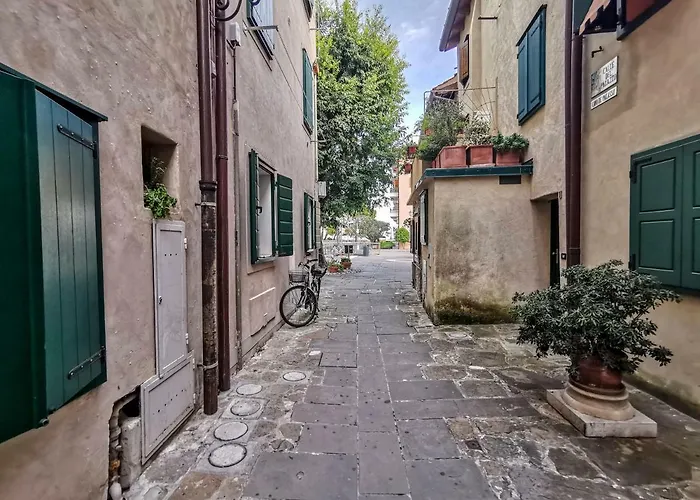 Calle Del Palazzo